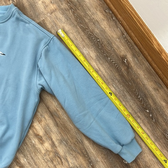 Blue Women's Crewneck Sweatshirt Size M Embroidered 1989 Taylor's Version - Picture 10 of 12